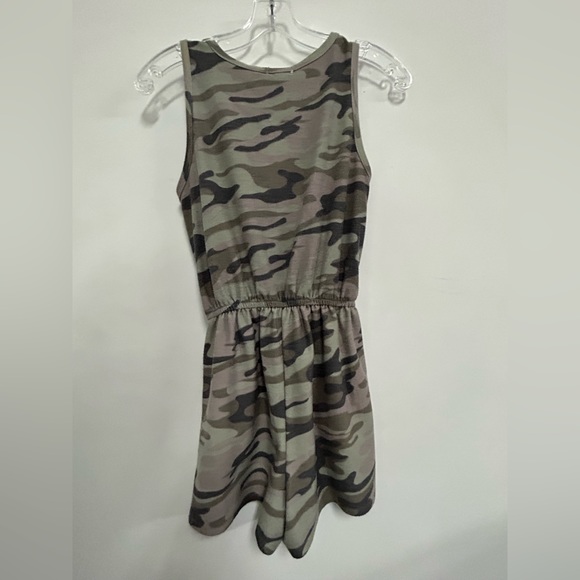 2 Ardene Rompers - Picture 12 of 12
